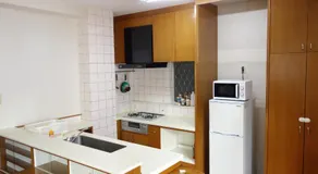 Okinawa Naha Rakuraku House - Image 3