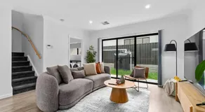 Steps to the Beach Cafes moderm stylish 3BR - Image 2