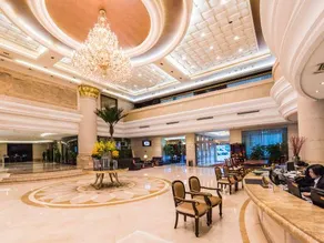 Honor Hotel - Image 5