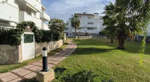 Denia Beach Apartment Jardín privado y piscina - Image 4