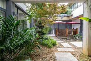 Floral Hotel Jinan Chengnan Xiaoyuan Homestay - Image 3