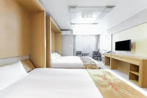 Joy Hotel - Image 5