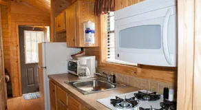 Medina Lake Camping Resort Cabin 4 - Image 5