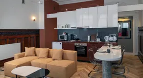 Trueman Court Luxury Serviced Apartments - Image 3