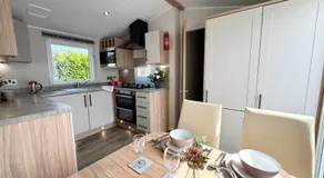 13 West Drive - Image 2