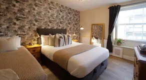 The George & Dragon - Image 3