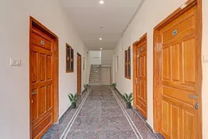 Super Guest House O R R INN - Image 5