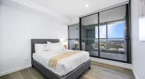 Liverpool Brand new 2 Bedroom APT View & Parking - Image 2