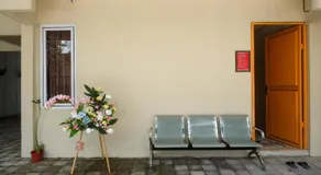 RedDoorz Plus near RS JIH Solo - Image 5