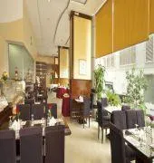 EAST COAST HOTEL APARTMENTS - Image 4