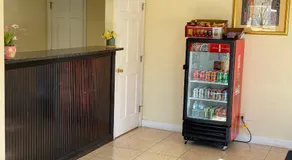 Deluxe Inn Hardeeville - Image 3