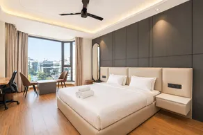 Melange Hotel - Golf course road - Image 2