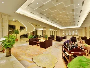 Shenghe Regent Hotel - Image 5
