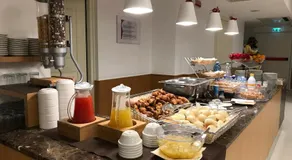 Villa Eva Hotel - Image 4
