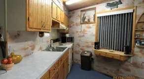 Georgia's Family-Friendly Octagon Cabin Getaway in Claxton - Image 5