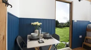 Nori's Nest, Croft Hooper - Hot Tub - Free WiFi & Parking - Fire Pit - Image 3
