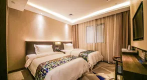 ZMAX Hotel Guangzhou Pazhou Exhibition Center Guangzhou Tower - Image 2