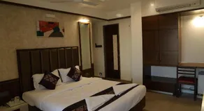 Blisss Hotel Kolhapur - Image 2
