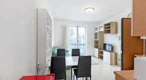 Apartamento vacacional con terraza | Vistas a la montaña - Image 3