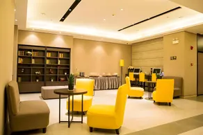Home Inn Plus Xuzhou Yunlong Wanda Plaza - Image 4