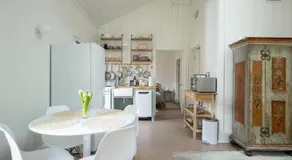 Queen City Bungalow & Cottages - Image 3