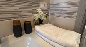 Great Sweet Home - Image 5