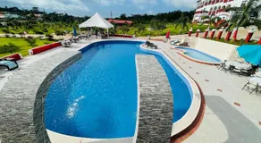 Royal Elmount Hotel - Image 2