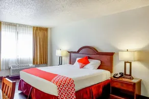 OYO Hotel Killeen East Central - Image 5