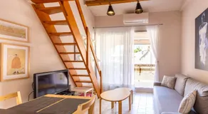Villa 40m2 cosy avec piscine, clim, parking privé - Image 2