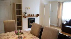 Lilac Bicester-Oxford quiet 3 bedroom house with private parking - Image 3