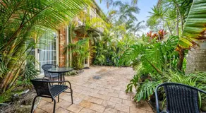 Oasis Inn Ulladulla - Welcoming Guests 18 Years and Older - Image 2