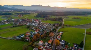 Moderne Ferienwohnung mit Bergblick und großer Terrasse nahe Simssee, Chiemsee und Autobahn A8 Salzburg - München - Image 5
