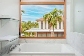 Deluxe 4BR Villa, truly relaxed with karaoke-room - Image 5