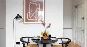 Dragon Suites Luxury Serviced Apartments at Alva Street - Image 4