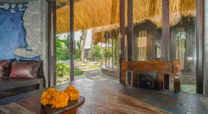 Authentic beachfront Villa Owl - Image 4