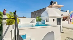 The Mermaid and The Pearl Boutique Hotel - Image 2