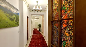 Top Royal Central Brasov - Image 3