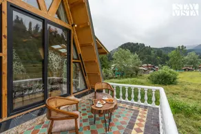 StayVista at Suroor with Central Heating in Tangmarg - Image 5