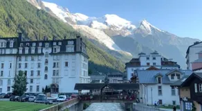 A lovely flat with parking and views of Mont Blanc - Image 5