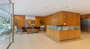 Arenales: Modernos Apartamentos con Piscina y Seguridad 24Hs. en Recoleta - Image 4