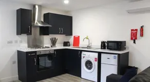 Maze apartments and rooms Free parking - Image 2