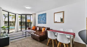 The Boathouse Resort Luxury Apartments - Image 2