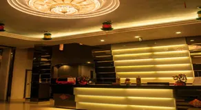 Avantgarde Hotel - Image 2