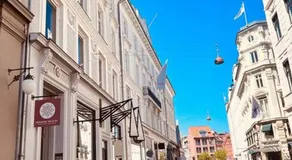 Ultimate Luxury in Kgs. Nytorv - Image 3