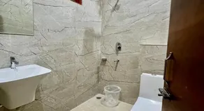 Hotel Moon - Image 4