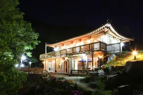 Hongcheon Tree And Bird Pension - Image 3