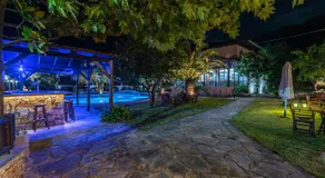 Natasa Hotel - Image 4