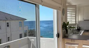Beachside Apartment Blackwoods Beach - Image 2