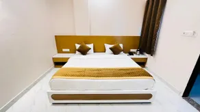 Radiant Sky Hotel - Image 4