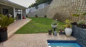 Friendz Guesthouse - Image 3